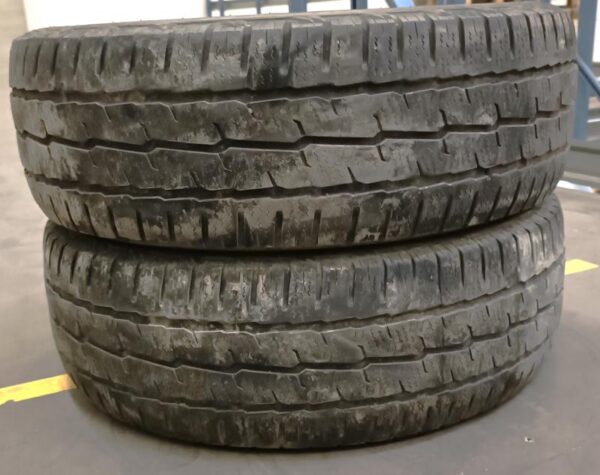 Kasutatud Toyo (5mm) 215/65R16 Lamell