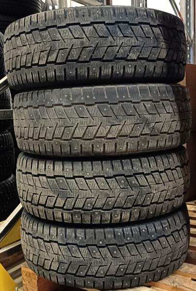Kasutatud Toyo (5mm) 235/65R16 Naast
