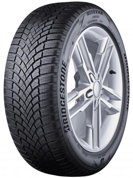 Bridgestone BLIZZAK LM005 235/55R18 Lamell